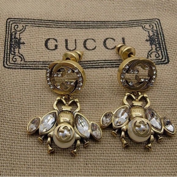 Gucci Gold Interlocking G Bee
Earrings Gucci. Authentic - Picture 11 of 12